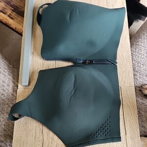 Worn Once, VSX By Victorias Secret Featherweight Max Size 38DDD Sports Bra